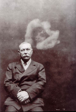 Arthur Conan Doyle Spirit Photograph