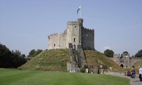 10 Ghosts That Haunt Cardiff Castle 1 Cardiff Castle
