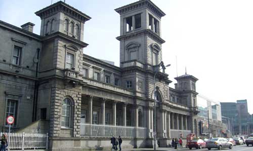 Connolly Station has been the site of tragedy, no wonder it is haunted!