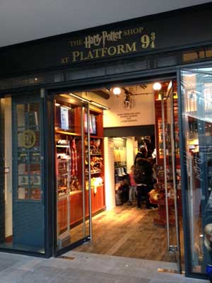 Harry Potter shop at Platform 9 3/4