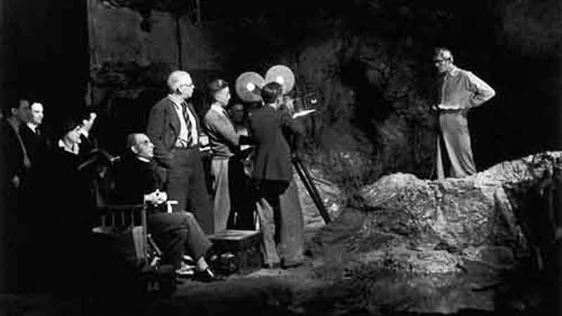 Behind the scenes from Gaumount's The Ghoul 1933 with Boris Karloff