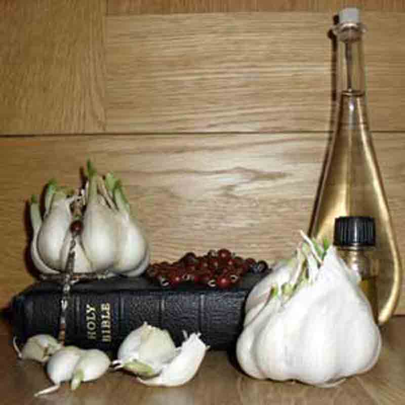 There are many spiritual uses and benefit of garlic - not just for warding off vampires!
