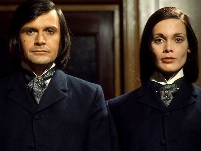 Ralph Bates with his alter ego Martine Beswick in Dr Jekyll and Sister Hyde