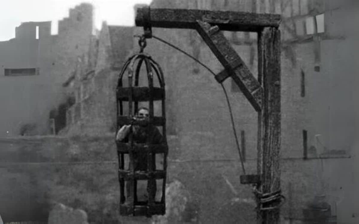 Gibbeted: The Last Live Gibbeting in England