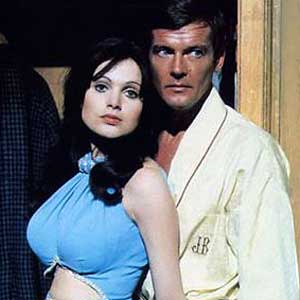 Madeline Smith and Roger Moore in Live and Let Die