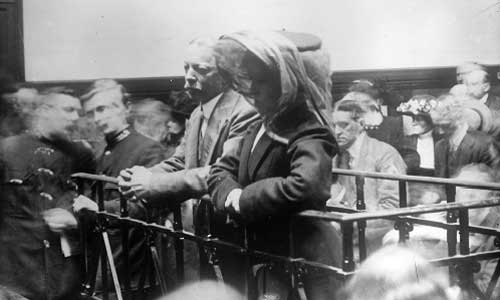 Dr Crippen at his trial.