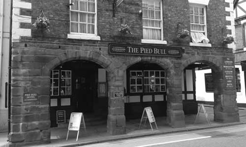 The Pied Bull, Chester
