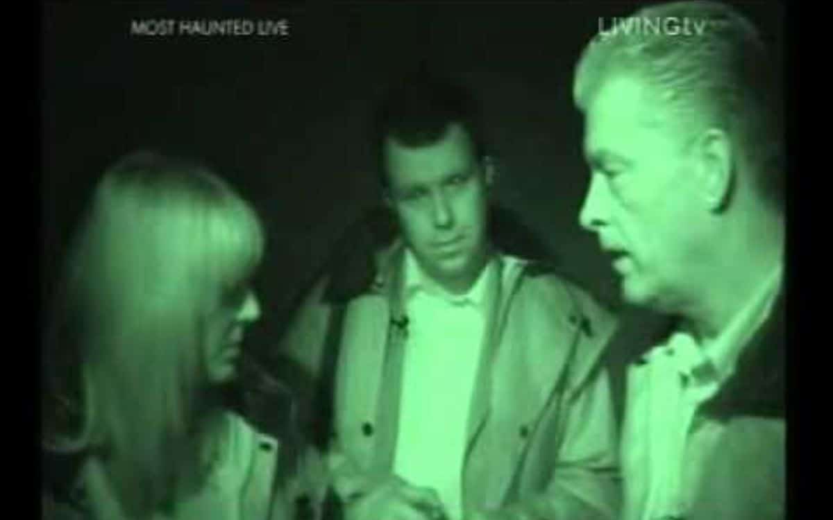 Pendle Hill Special Most Haunted Live Halloween 2004 REVIEW