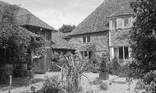 Britain’s Top 5 Most Haunted Hotels 3 Elvey Farm