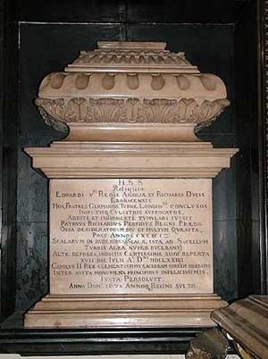 The Urn at Westminster Abbey containing the remains of the Two Princes