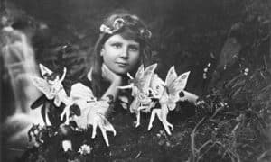 Arthur Conan Doyle and the Cottingley Fairies 1