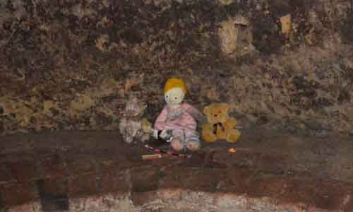 Nottingham Ghost Tour, A Visit To Rosie's Playhouse 1 A gift for 'Rosie' and the Nottingham Ghost Tour