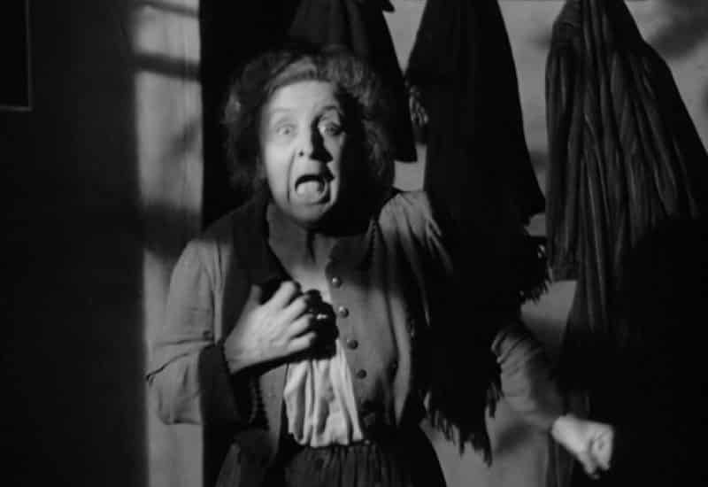 The Ripper claims another victim in The Lodger (1944)
