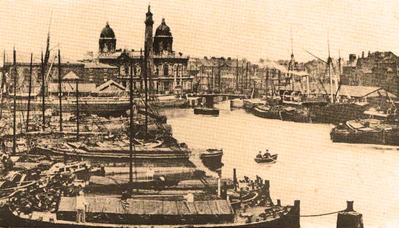 Old Hull Postcard