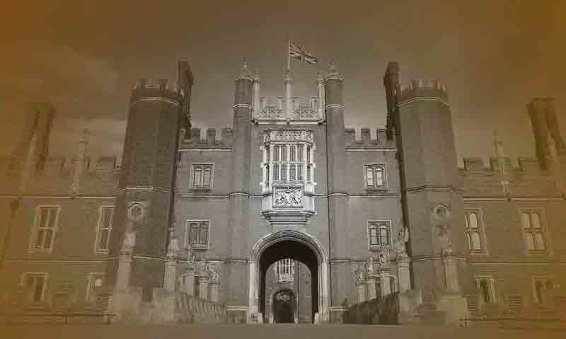 Hampton Court Palace Haunted