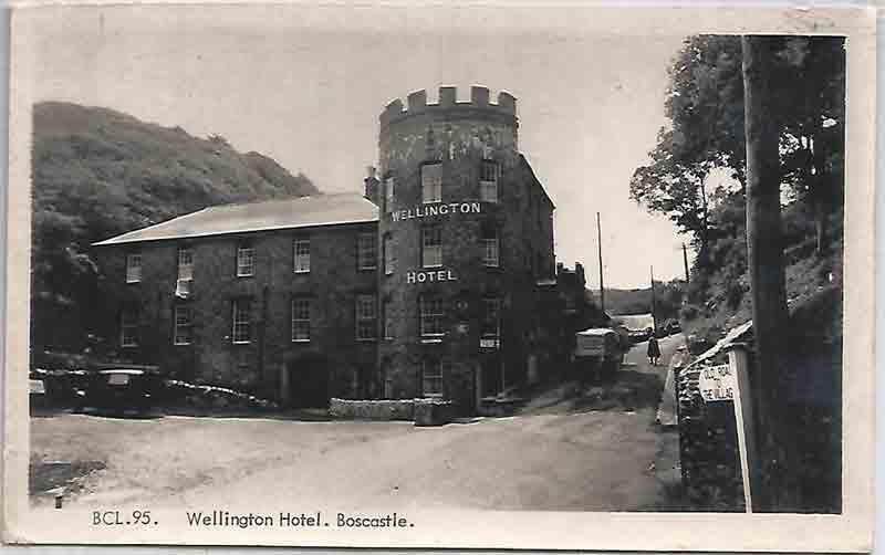 Old Postcard showing the Wellington Hotel in Wellington Hotel Boscastle, Cornwall
