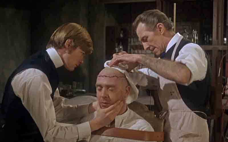 Freddie Jones appeared in one of Hammer's greatest films, Frankenstein Must Be Destroyed (1979), with Peter Cushing and Simon Ward.
