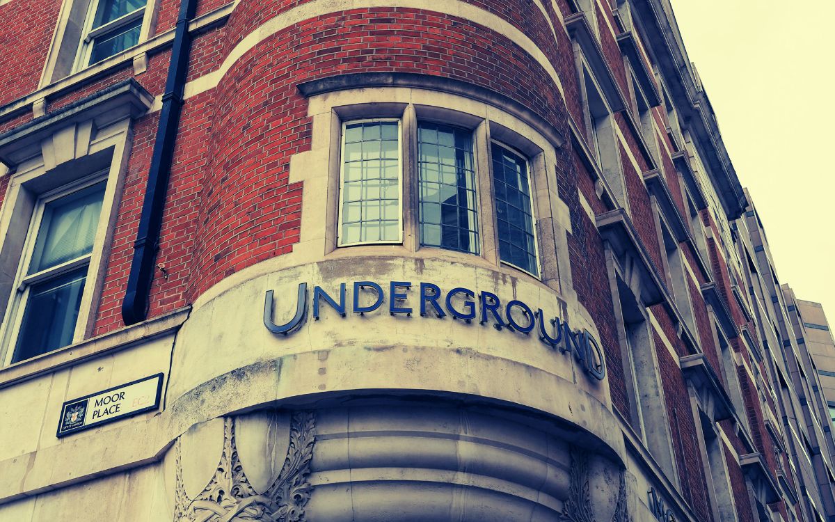 The Warning Phantom of Moorgate Station