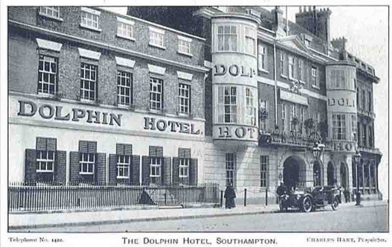 Southampton's Dolphin Hotel guests come face-to-face with ghosts! 2