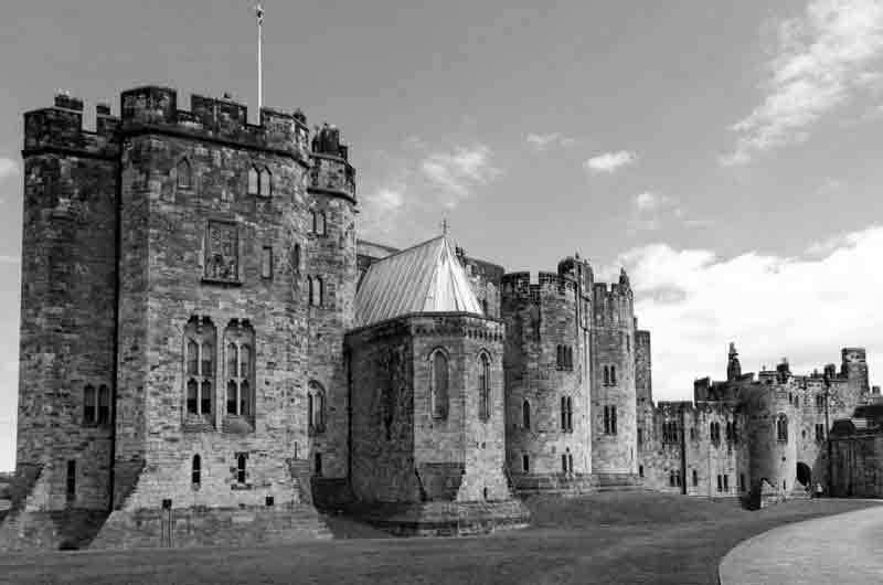 Alnwick Castle has several ghosts, including a grey lady