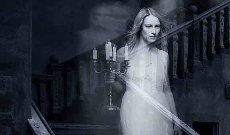 5 Scariest Grey Lady Ghosts That’ll Give You The Shivers!