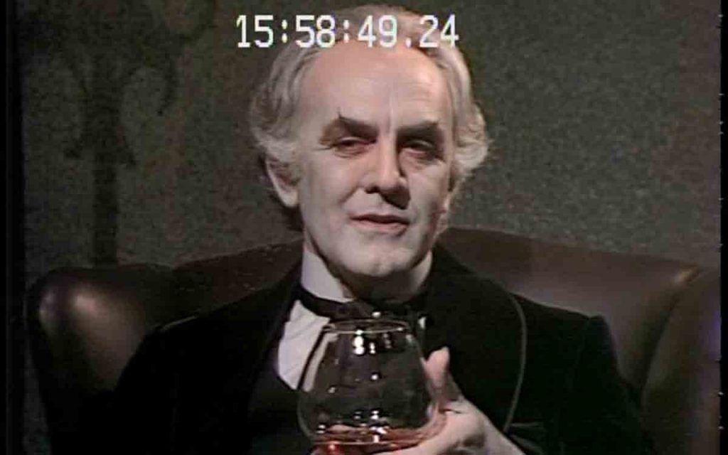 Norman Welsh as Dracula drinks brandy!?