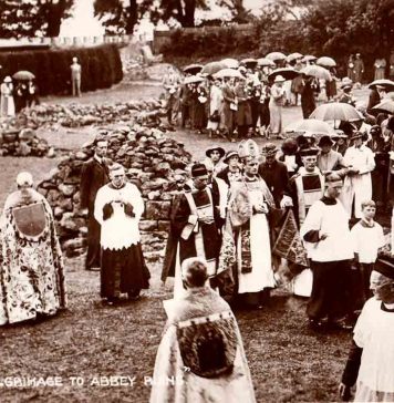 Shaftesbury Postcard