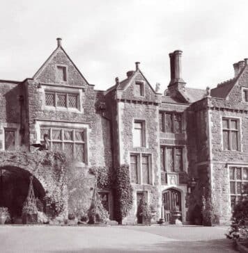 Miskin Manor