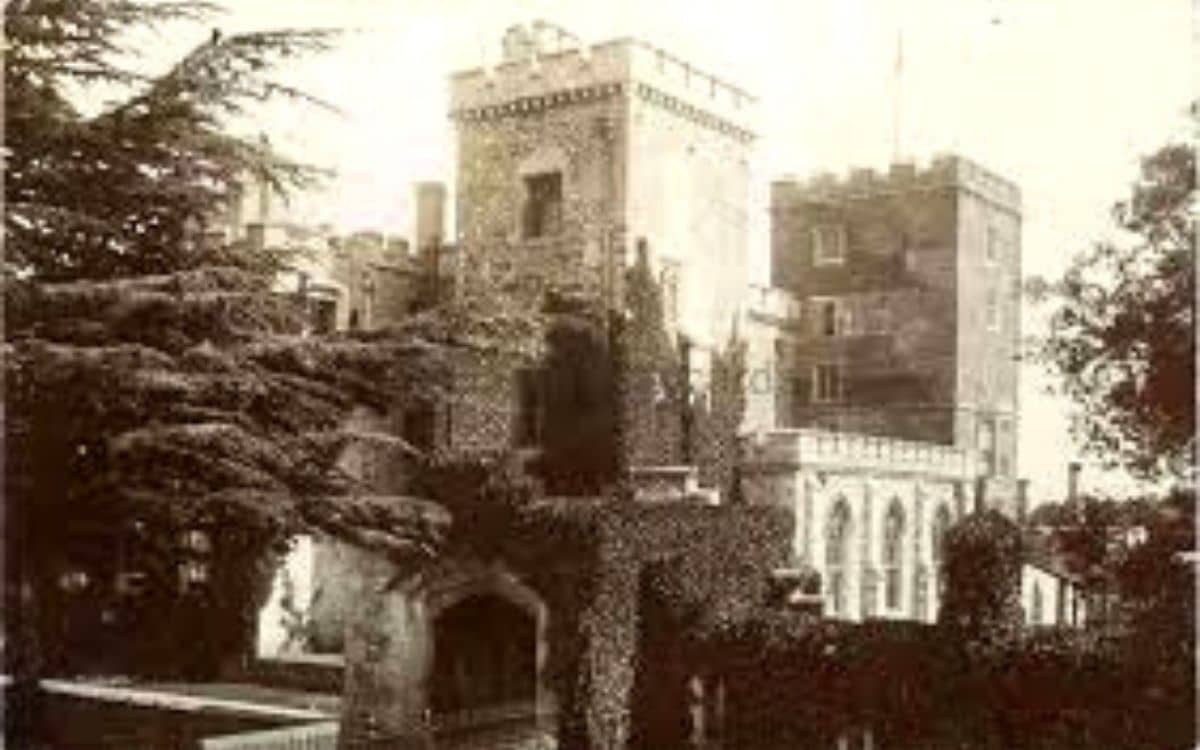 Haunted Powderham Castle's Ghosts Target Our Inner Fears 1 Powderham Castle