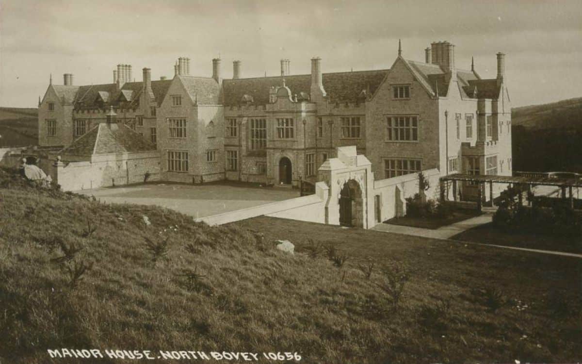 Are Bovey Manor’s Ghosts Just Smugglers Tales?
