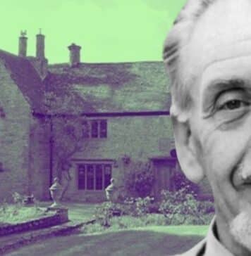 Curry Mallet Manor House was the site of a paranormal investigation by Peter Underwood in 1988