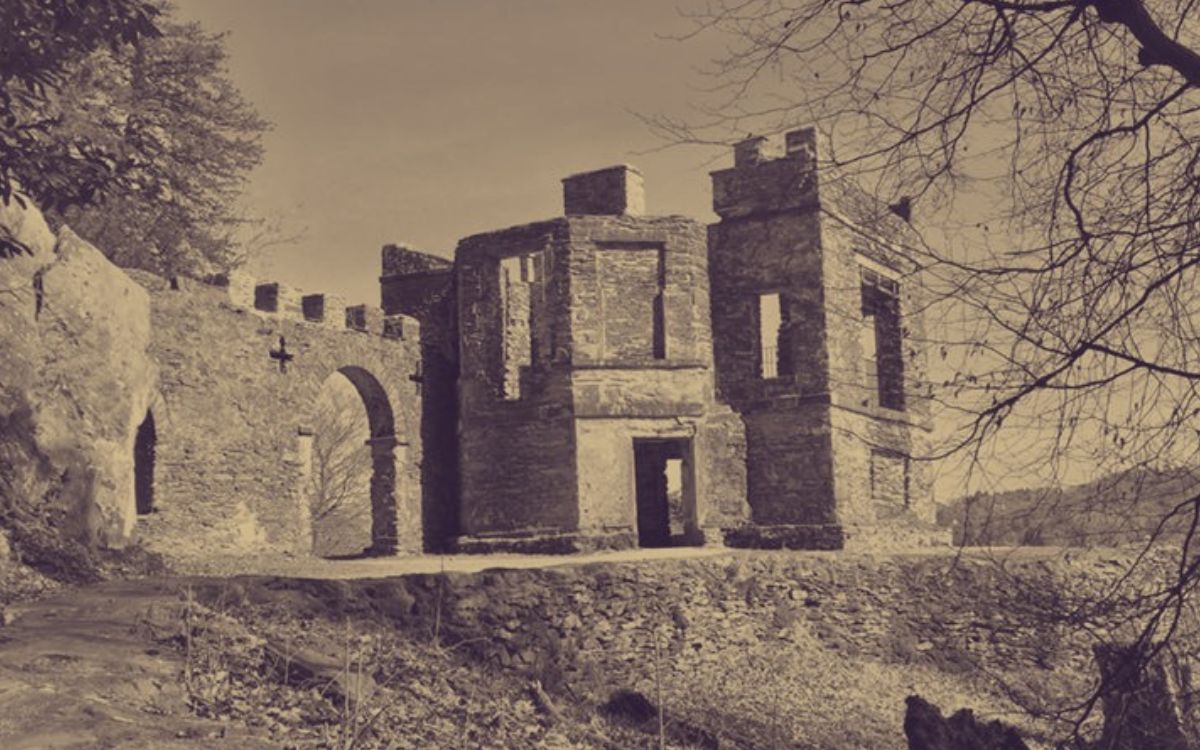The Spectral Crier of Claife