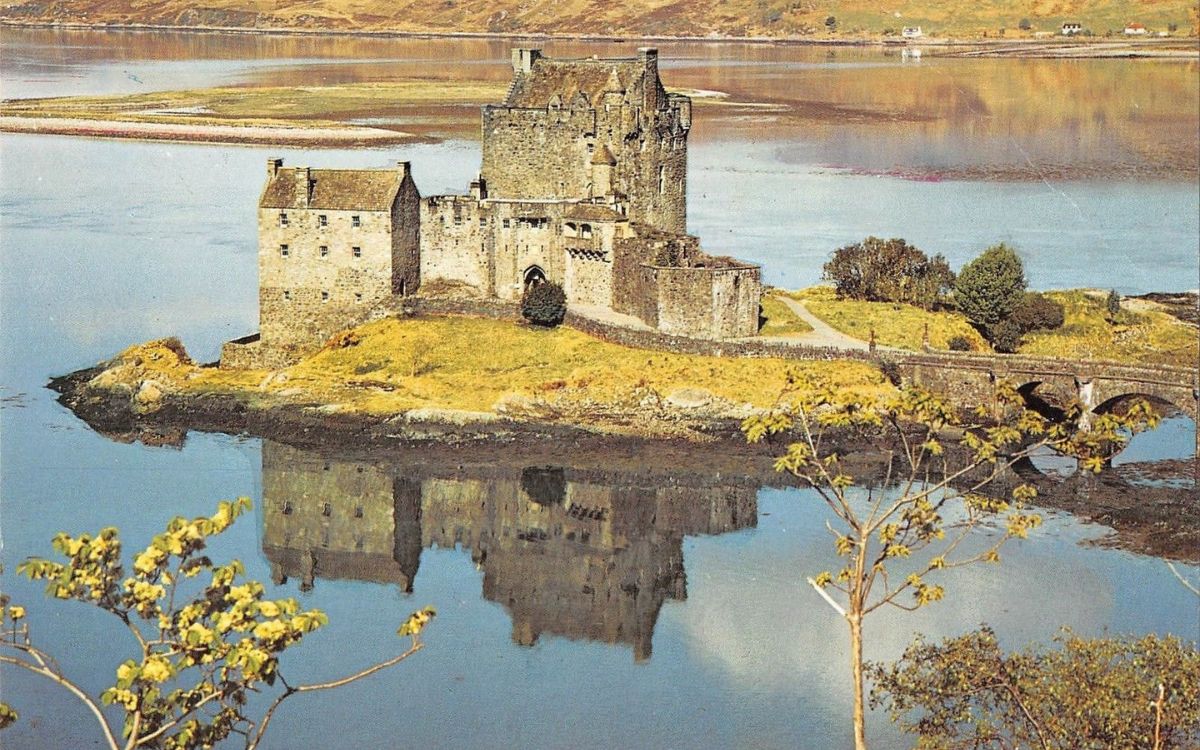 Eilean Donan Castle’s Spooky Ghosts and LegendsÂ
