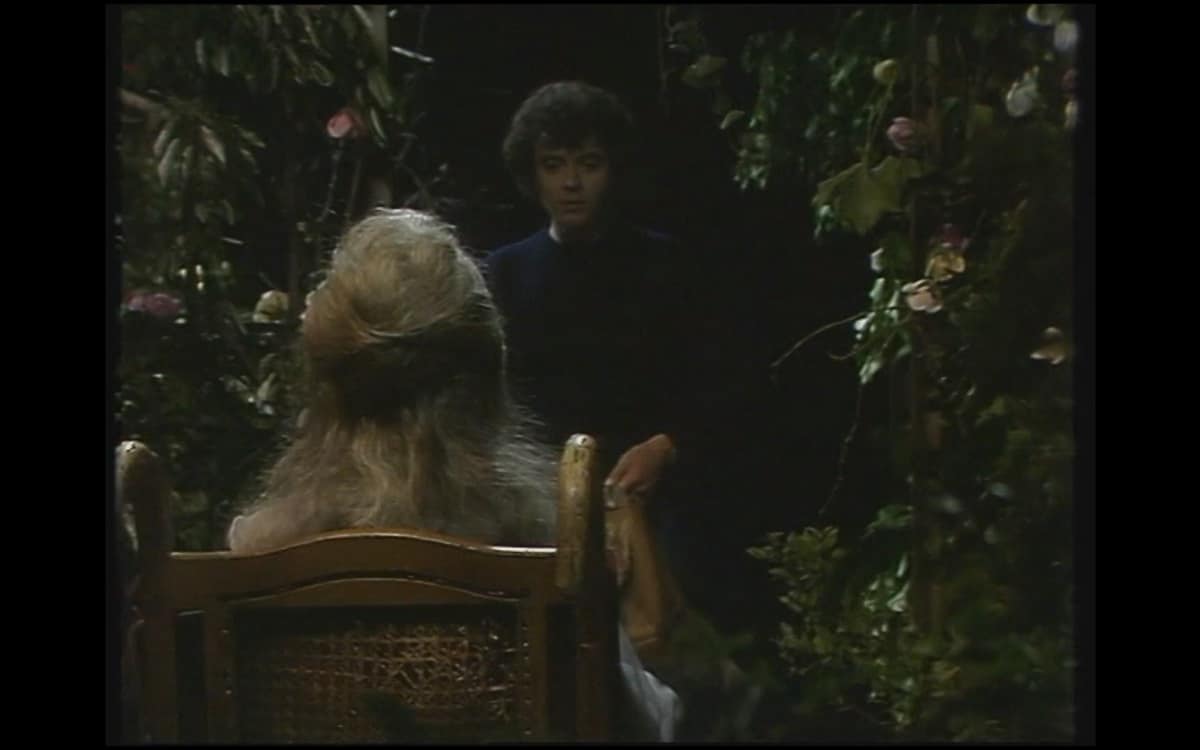Shadows (S3, E2): The Rose of Puddle Fratrum