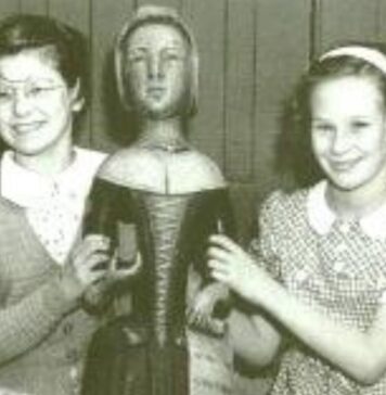 Haunted Dutch Doll Finedon