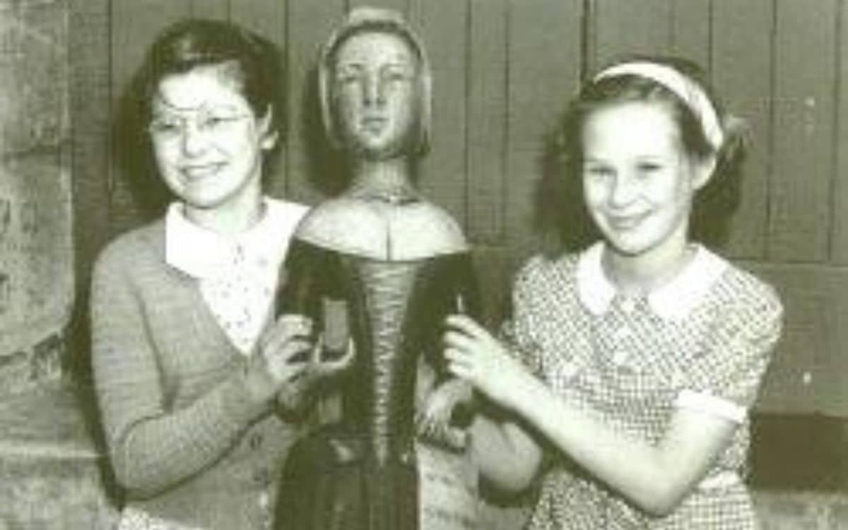 Finedon’s Demonic Dutch Doll Haunting: Full Creepiness Revealed