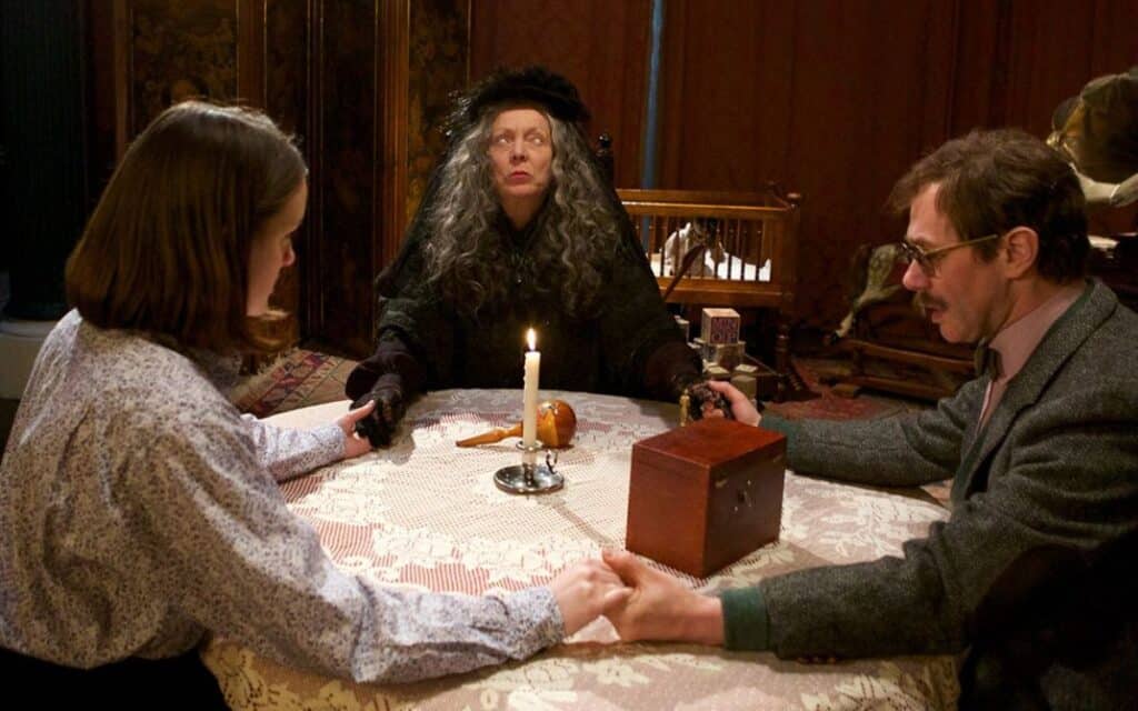 Inside No. 9 EPISODE GUIDE 13 Inside No. 9: Séance Time