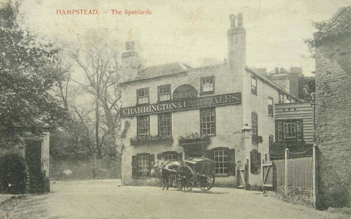 Spaniards Inn: Dracula, Dick Turpin and Ghosts!