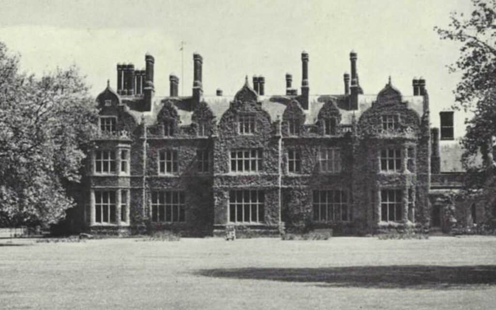 Haunted Stansted Hall at Arthur Findlay College in Essex