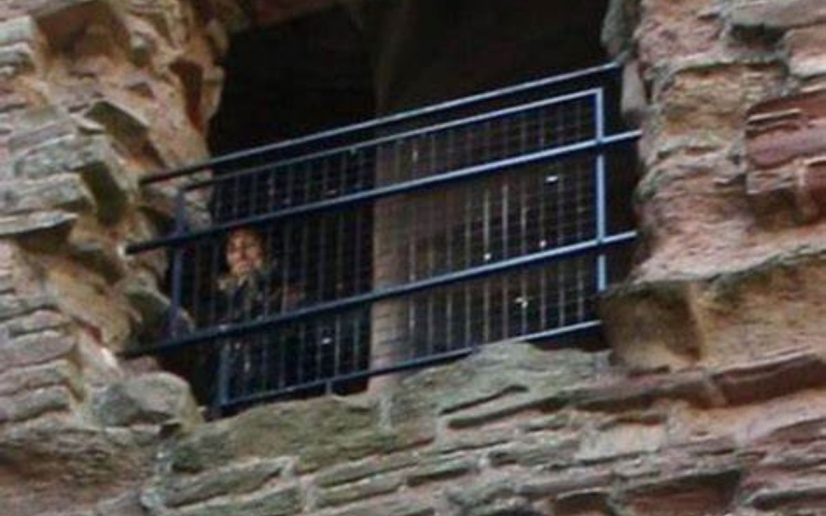 Does Tantallon Castle Photo Prove Ghosts Are Real?