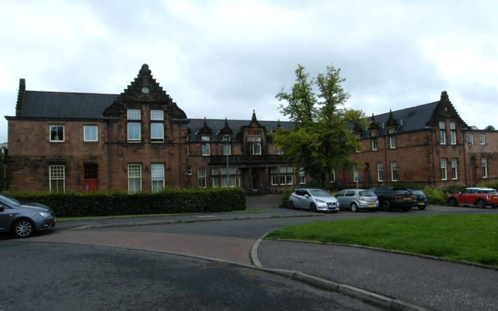Renovated building (now flats) on site of Gartloch Hospital
