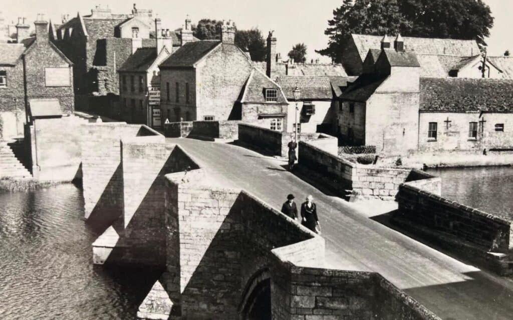 An old photo of the bridge, which is believed to be haunted by PC Tom Lamb.