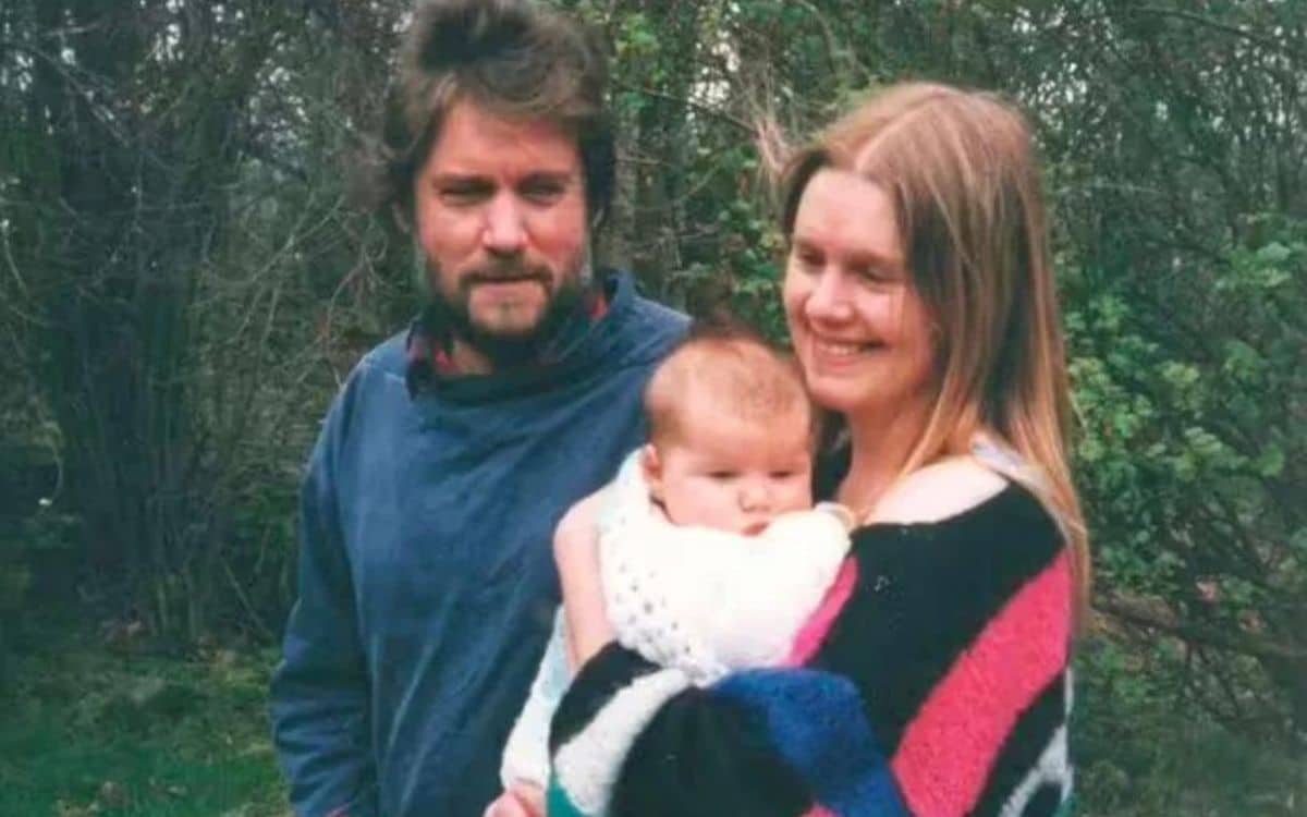 Heol Fanog: The Truth Behind The Witch Farm Haunting