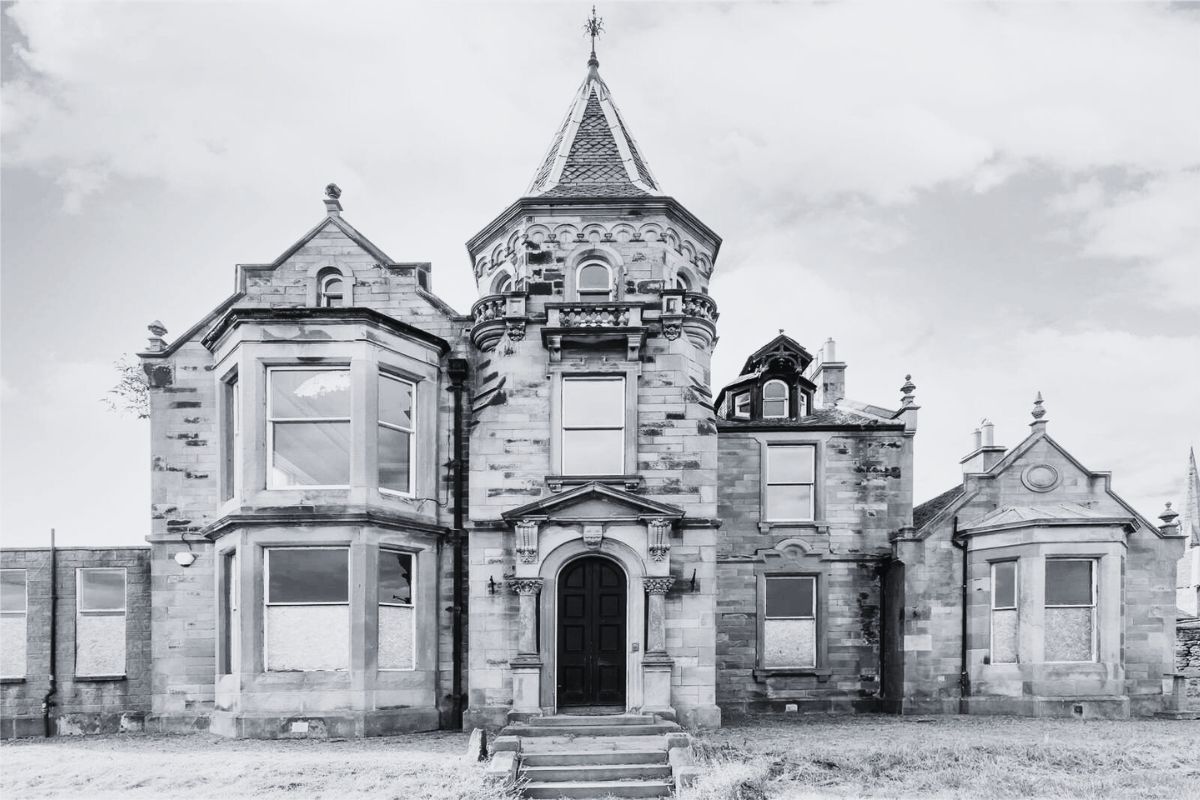 Ghostly Tales of Haunted Portobello