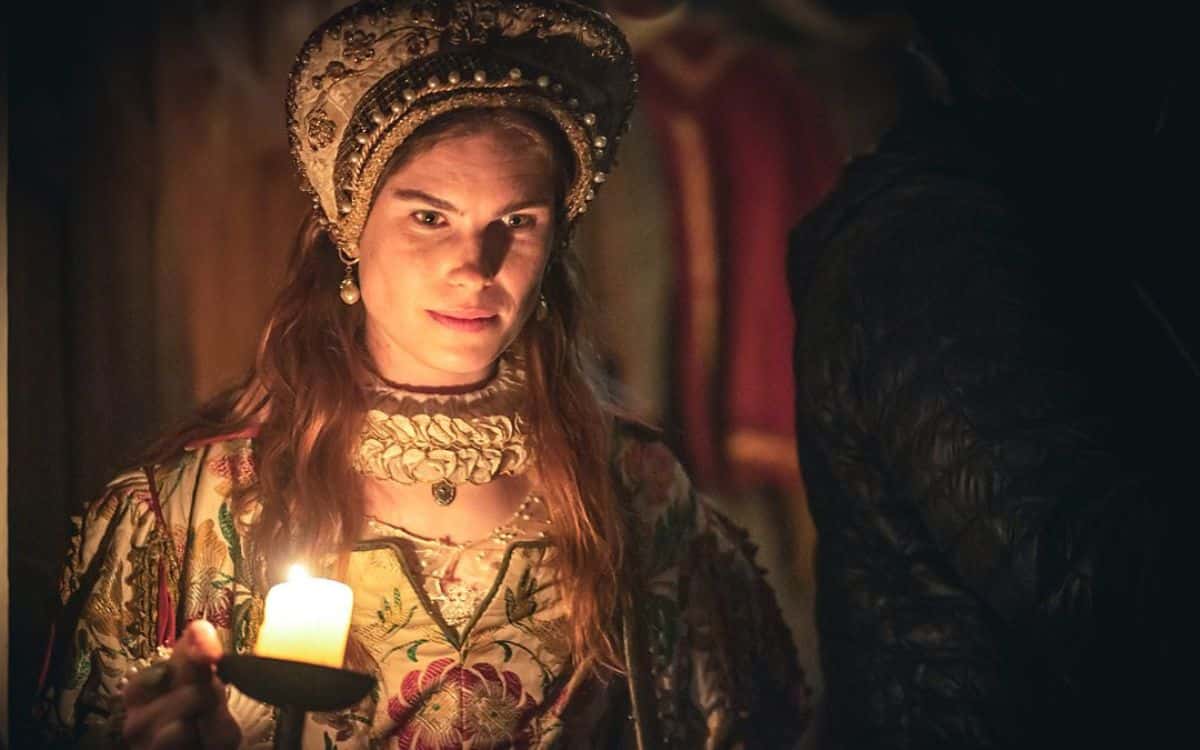 The Bone Plot: Ghosts BBC (S3, E1) REVIEW