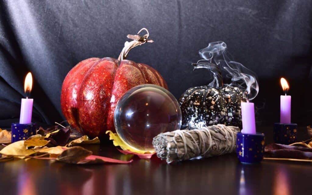 Samhain: A New Witch's Perspective 1 Samhain: A New Witch's Perspective