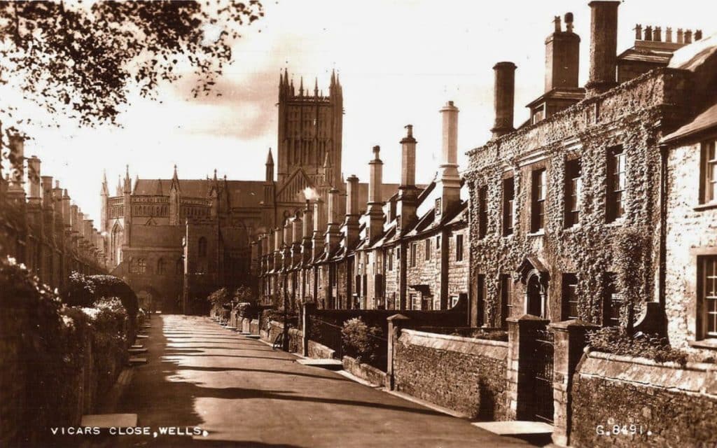 Vicars Close, Wells: The Street That Time Forgot 1 Vicars Close, Wells, Postcard