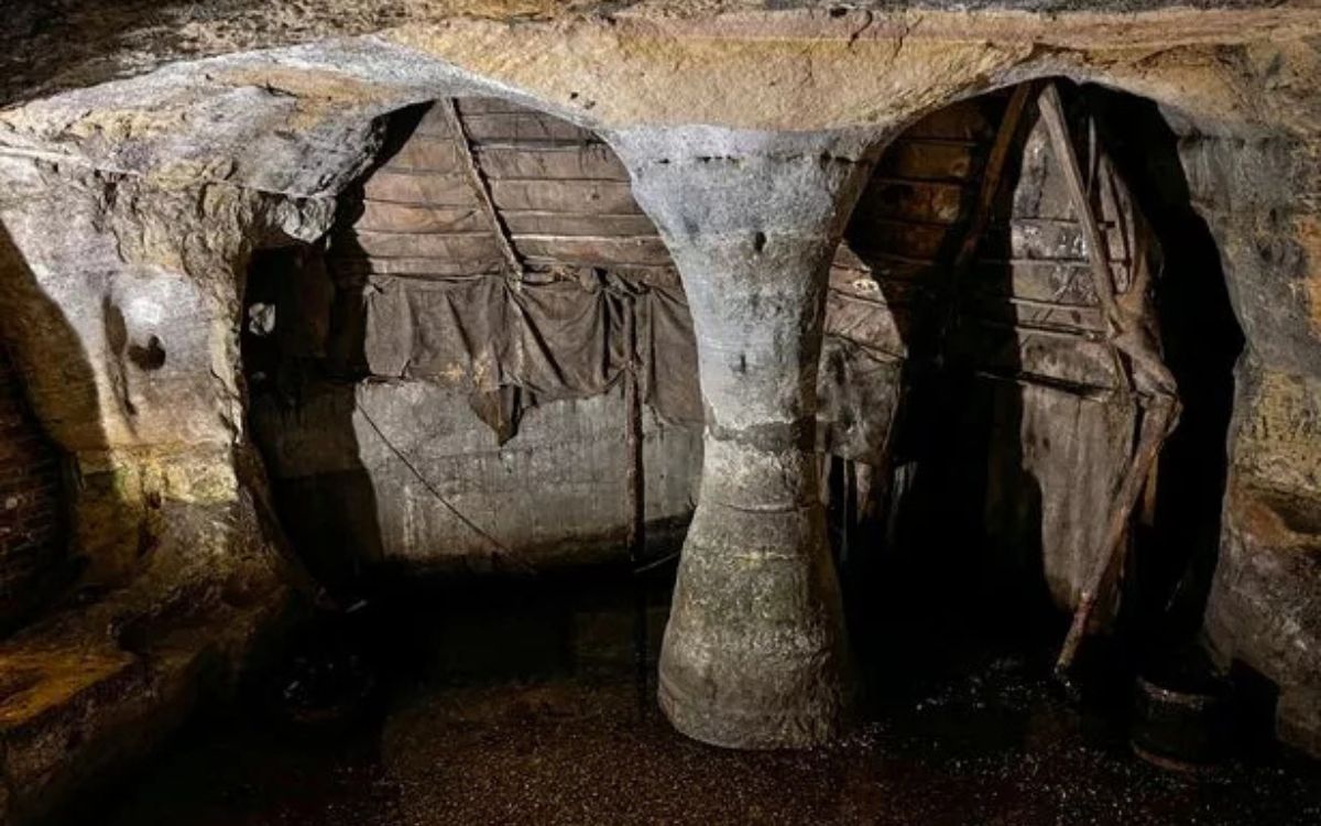 Home 3 Ghostly Echoes Fill Nottingham’s City of Caves