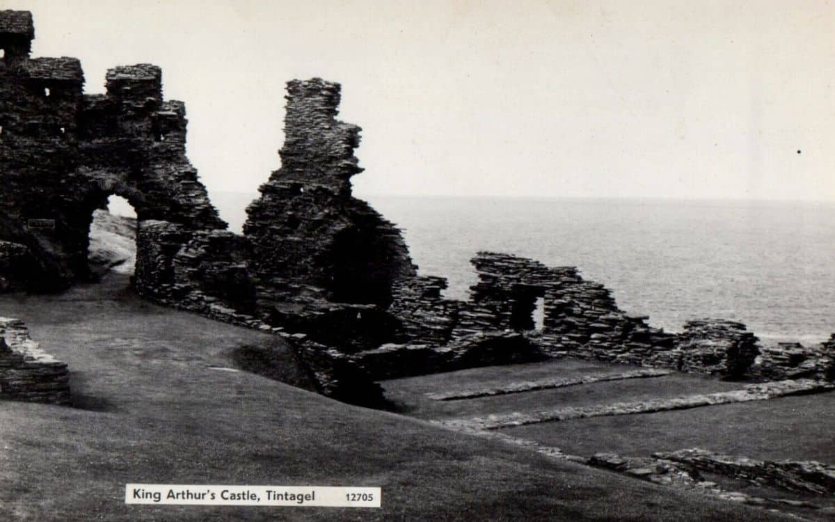 Haunted Tintagel: Ghosts and Paranormal Tales from Cornwall