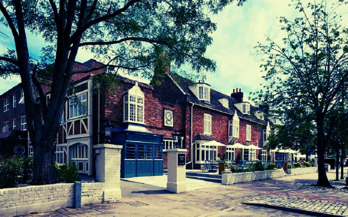Haunting Encounters at the Cromwell Hotel in Stevenage